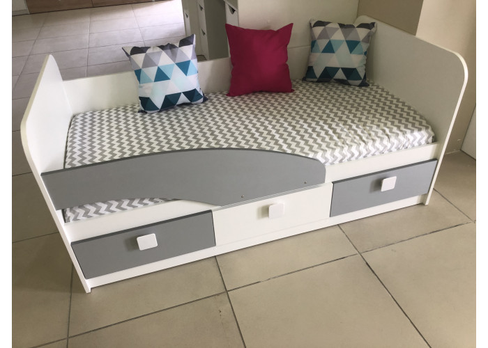 Кровать 160х80 Умка-5 (серебро+белый) правая/левая Односпальные кровати купить в Детскиекроватки.рф номер фото 2 